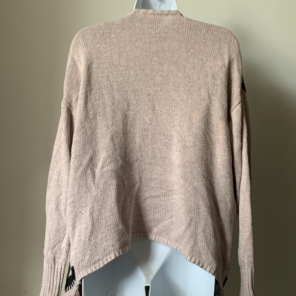 AEO beige cardigan - Picture 2 of 10
